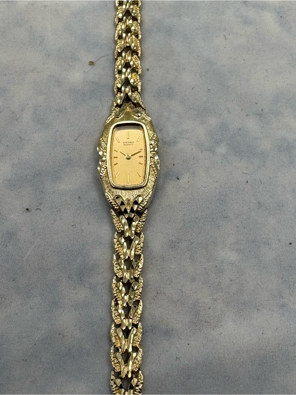 Seiko 14K Yellow Gold Linked Bracelet Ladies Watch